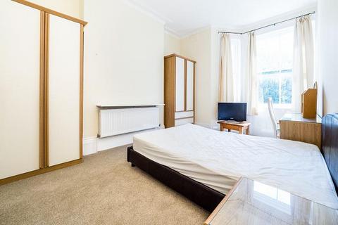 1 bedroom flat to rent, Wickham Road, London, SE4