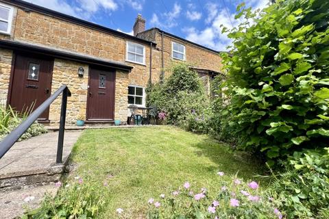 2 bedroom terraced house for sale, North Street, Castle Cary