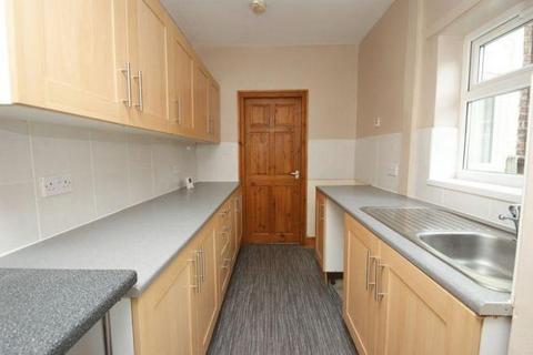 3 bedroom terraced house to rent, Vale Drive, Shirebrook