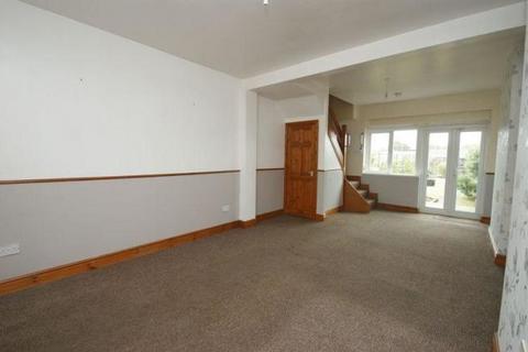 3 bedroom terraced house to rent, Vale Drive, Shirebrook