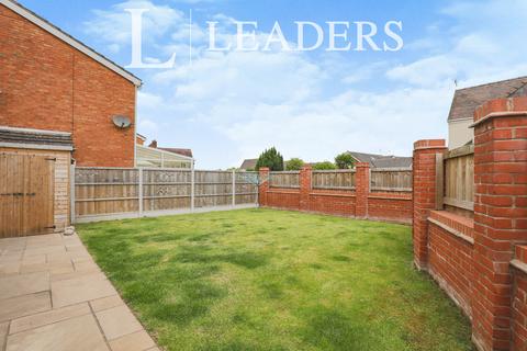 4 bedroom detached house to rent, Premium Property in Prime Location - Butchers Walk, Fernhill Heath, North Worcester, WR3