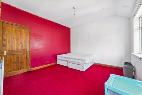 3 Southdown Road, Carshalton, SM5 4LT