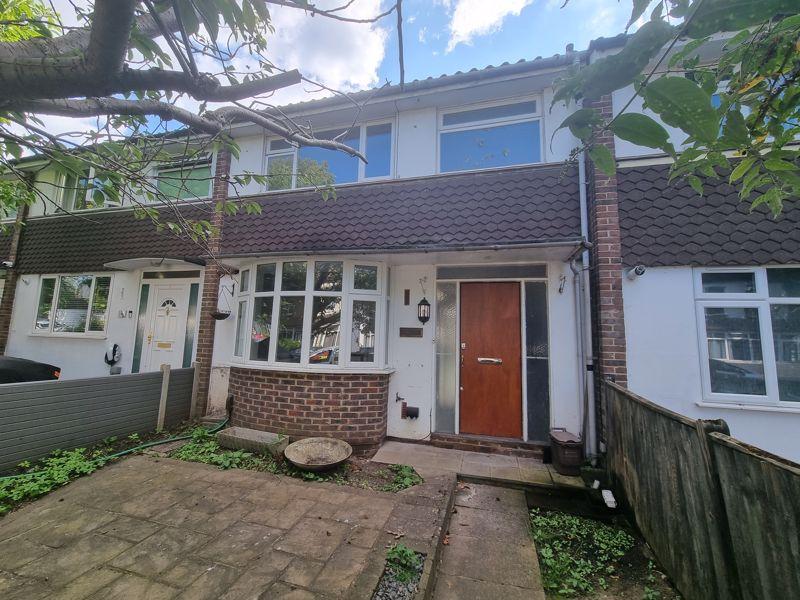 Demesne Road, Wallington 2 bed terraced house to rent £1,500 pcm (£