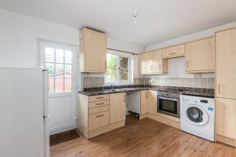 2 bedroom terraced house to rent, St. Johns Street, Winchester