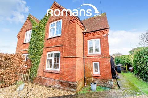 2 bedroom semi-detached house to rent, Headbourne Worthy, Winchester