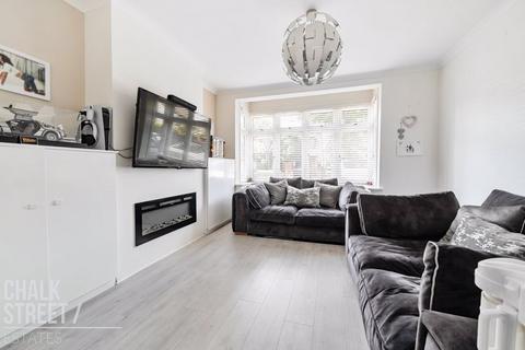 34 Dymoke Road, Hornchurch, RM11 1AA
