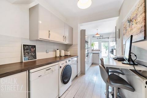 34 Dymoke Road, Hornchurch, RM11 1AA