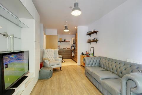 1 bedroom apartment to rent, Connaught Heights Agnes George Walk E16