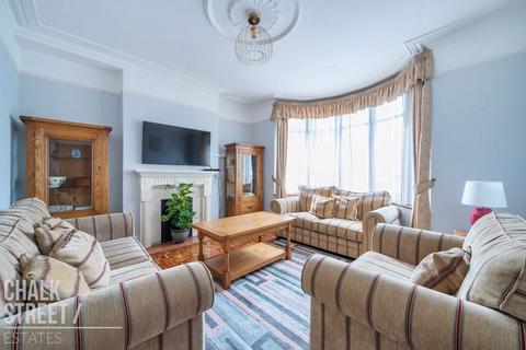 62 Mawney Road, Romford, RM7 7HT