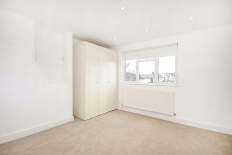 5 bedroom semi-detached house to rent, Temple Gardens, NW11