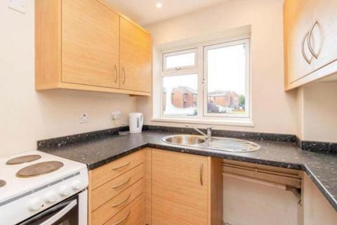 1 bedroom end of terrace house to rent, Stadium Close, Willenhall WV13