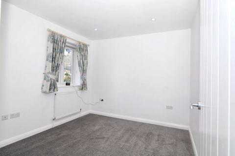 2 bedroom apartment for sale, Holmer Green Road, Hazlemere HP15