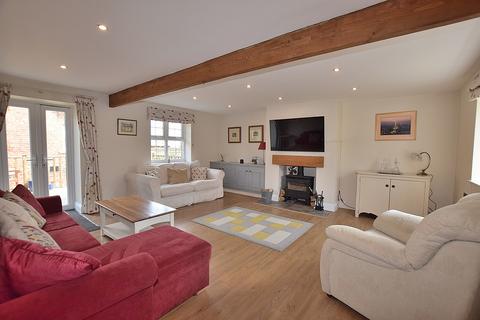 2 bedroom barn conversion for sale, Lowden Court, Tunstall