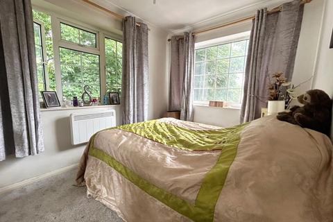 9, Gladstone Court Gladstone Drive, Scunthorpe, DN16 1ET