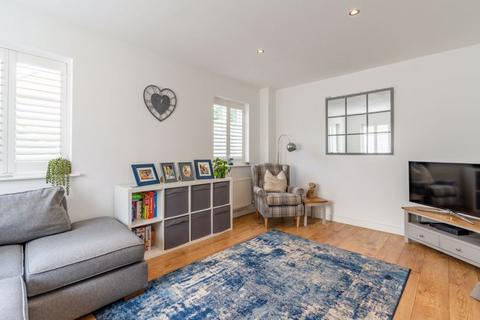 4 bedroom end of terrace house for sale, Collyberry Road, Cheltenham GL52