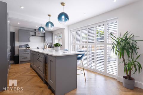 4 bedroom detached house for sale, Ferndown BH22