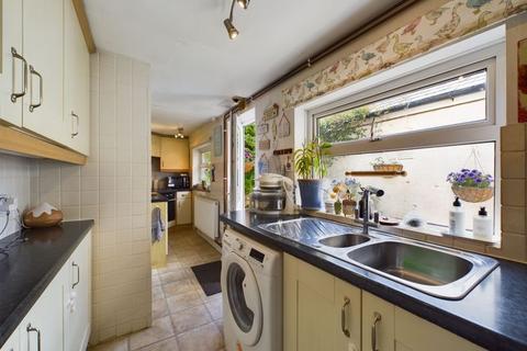 3 bedroom cottage for sale, 79 Hermitage Street, Crewkerne