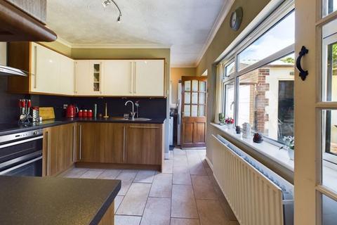 3 bedroom bungalow for sale, 52 Westbourne Grove, Yeovil