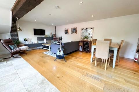 2 bedroom barn conversion for sale, Rowden Farm Barns, Leighton Buzzard LU7