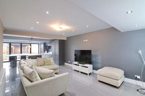 11 Brett Road, Worsley, Manchester, M28 1JZ