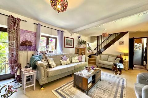 2 Brick Row, Swalcliffe, Banbury, OX15 5ER
