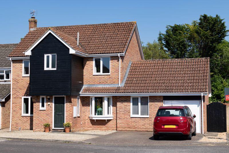 Elizabeth Drive, Wantage OX12 4 bed detached house for sale £475,000