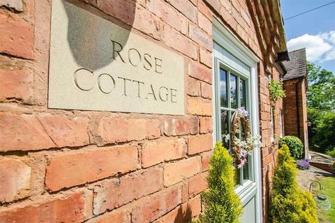 4 bedroom cottage for sale, Lichfield Road, Rugeley WS15