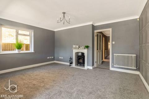 4 bedroom semi-detached house for sale, Coriander Road, Tiptree, Colchester