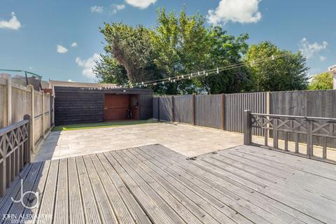 3 Coriander Road, Tiptree, Colchester, CO5 0AS