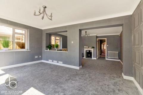 3 Coriander Road, Tiptree, Colchester, CO5 0AS