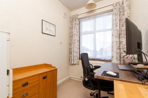 2 Iris Avenue, Bexley, DA5 1HH