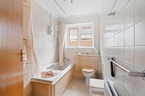 114 North Way, Seaford, BN25 3JW