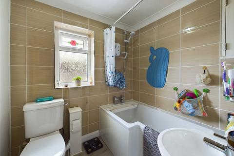 1 Crabbs Close, St Giles On The Heath, Launceston, PL15 9TA
