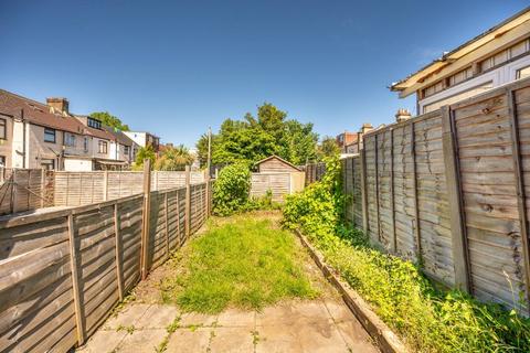 2 bedroom end of terrace house for sale, CHARLEMONT ROAD, East Ham, London, E6