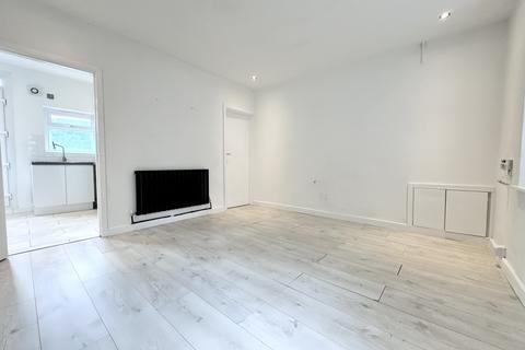 2 bedroom terraced house for sale, Abercwmboi, Aberdare CF44