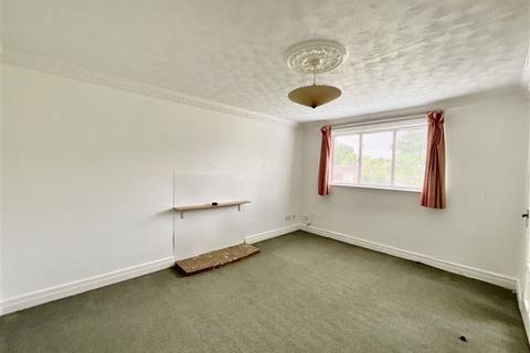 3 bedroom semi-detached house for sale, Park View, Kiveton Park, Sheffield, S26 6SE