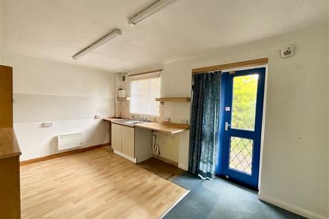 3 bedroom semi-detached house for sale, Park View, Kiveton Park, Sheffield, S26 6SE