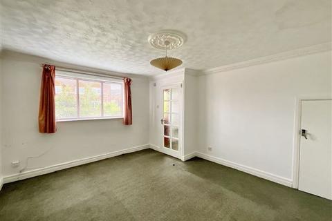 3 bedroom semi-detached house for sale, Park View, Kiveton Park, Sheffield, S26 6SE