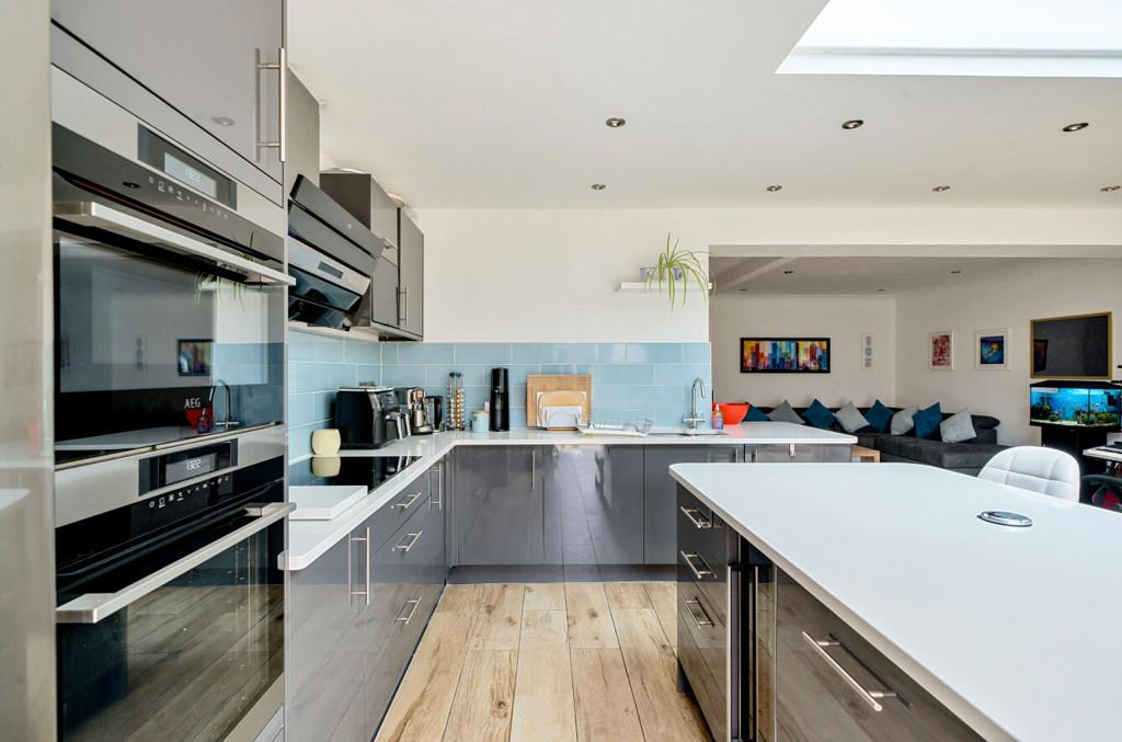 Kitchen &amp; Island