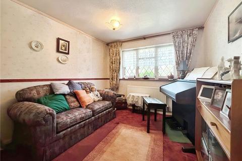 4 bedroom bungalow for sale, Kiln Ride, Finchampstead, Wokingham