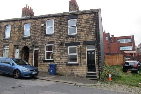 2 bedroom terraced house to rent, Wilkinson Street, Barnsley