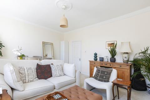 2 bedroom apartment for sale, Highbury Park, London, N5