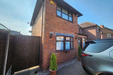 3 bedroom semi-detached house for sale, Haycock Place, Wednesbury