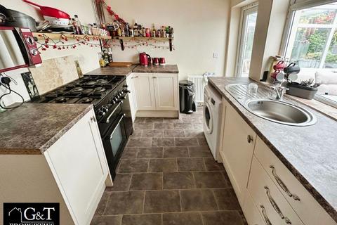 3 bedroom semi-detached house for sale, Woodfield Avenue, Stourbridge