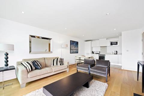 2 bedroom flat to rent, Kestrel House, 2 St. George Wharf, London, SW8