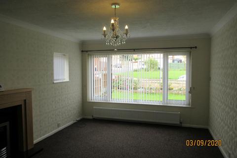 2 bedroom detached bungalow to rent, Holmsley Field Lane, Leeds LS26