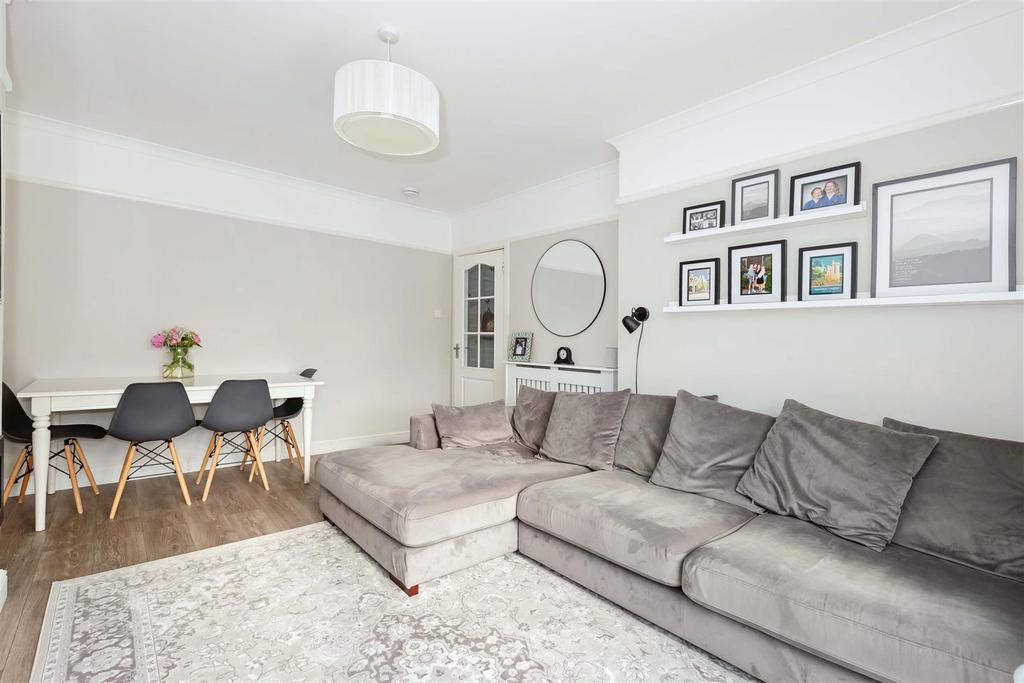 For Sale by Aspire Residential -  Leeward Close