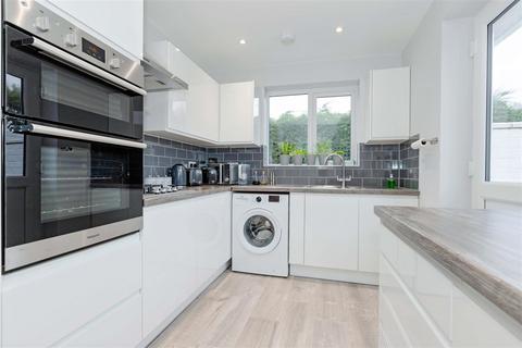29 Sackville Crescent, Worthing, BN14 8BP