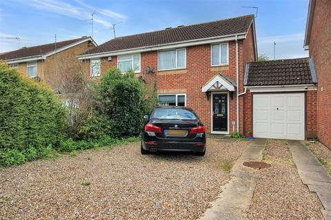 3 bedroom semi-detached house for sale, Grafton Close, Wellingborough NN8