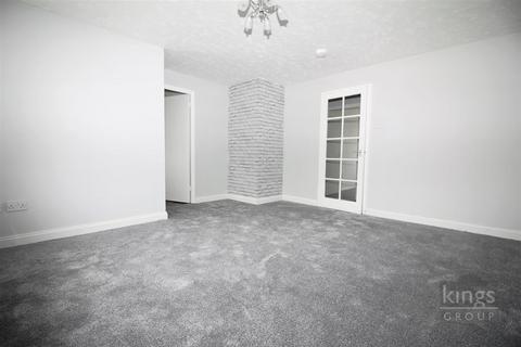 2 bedroom flat to rent, Dadswood, Harlow